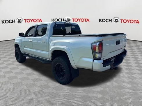 Used 2021 Toyota Tacoma TRD Sport w/ Technology Package AWD/4WD image 6