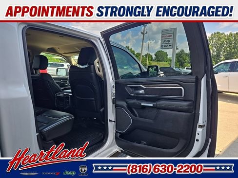 Used 2019 RAM 1500 Laramie AWD/4WD image 92