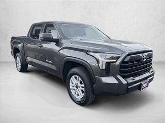 Used 2025 Toyota Tundra SR5 video 2