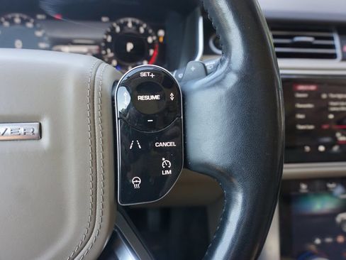 Used 2019 Land Rover Range Rover Supercharged AWD/4WD image 8