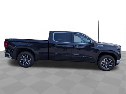 New 2026 GMC Sierra 1500 SLE w/ Preferred Package AWD/4WD image 3