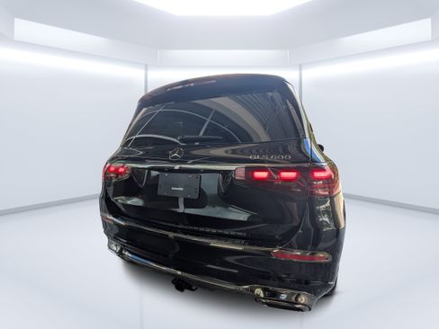 Used 2026 Mercedes-Benz Maybach GLS 600 4MATIC image 4