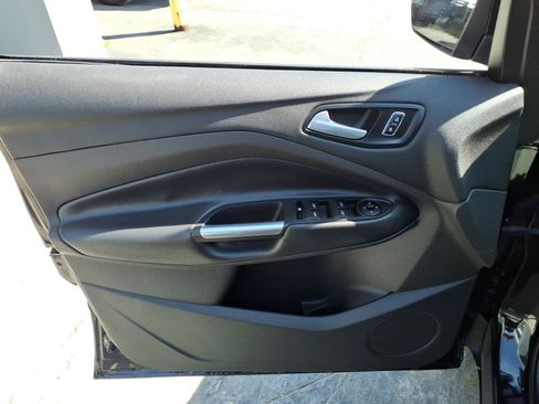 Used 2015 Ford Escape SE AWD/4WD image 17