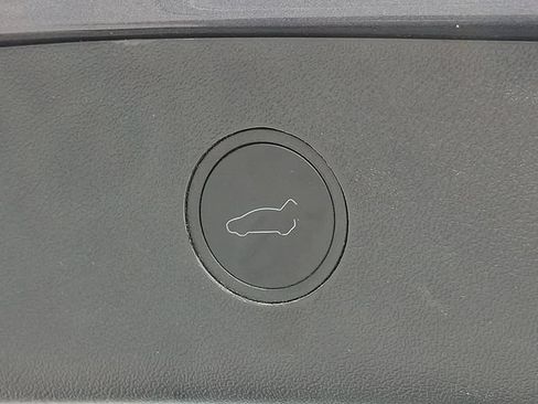 Used 2023 Tesla Model 3 Standard Range RWD image 33