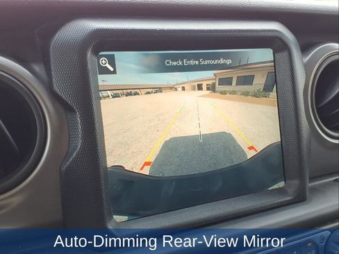 Used 2021 Jeep Gladiator Sport AWD/4WD image 29