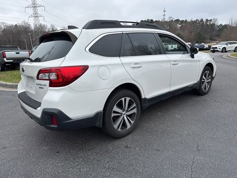 Used 2018 Subaru Outback 3.6R Limited image 5