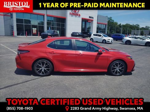 Used 2024 Toyota Camry SE w/ Audio Upgrade Package FWD image 8