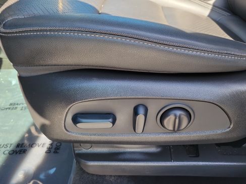 Used 2023 Buick Encore GX Essence w/ Experience Buick Package FWD image 13