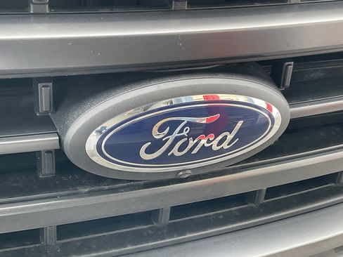 Used 2023 Ford F150 Lariat w/ Equipment Group 502A High AWD/4WD image 6
