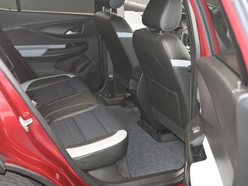 Certified 2024 Buick Envista Preferred w/ Advanced Safety Package FWD image 12