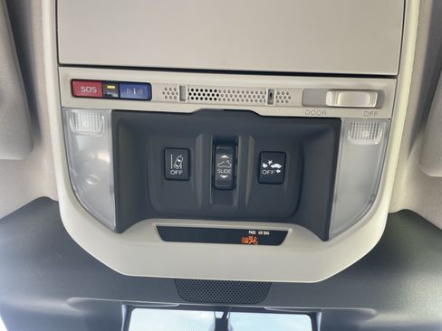 Certified 2023 Subaru Forester Premium AWD/4WD image 31
