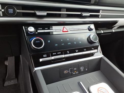 New 2026 Hyundai Santa Fe SEL image 17