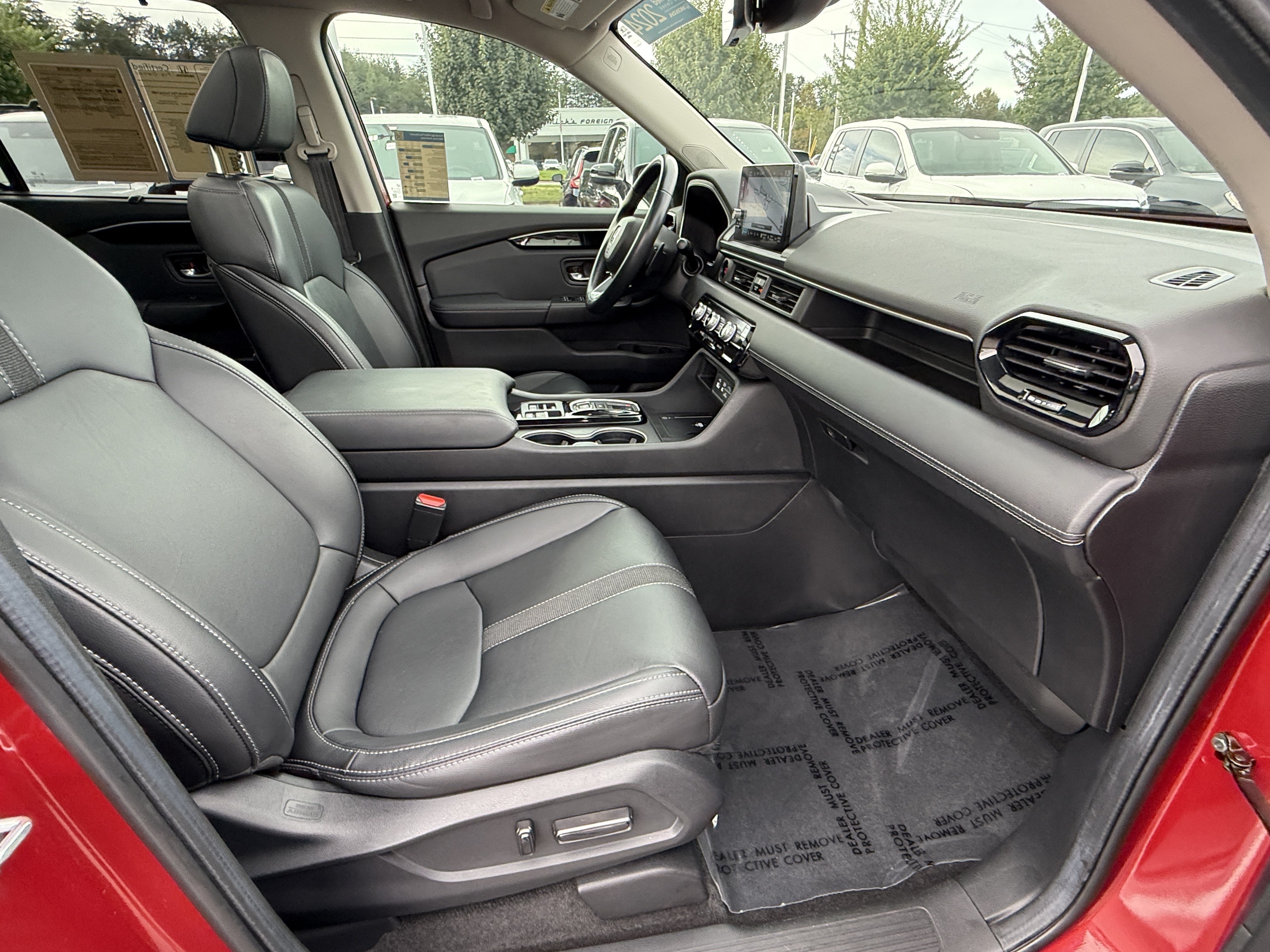 Certified 2024 Honda Pilot Touring image 34