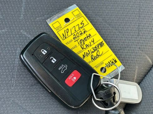 Used 2022 Toyota RAV4 XLE w/ Convenience Package AWD/4WD image 52