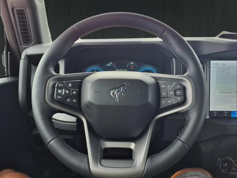 New 2026 Ford Bronco Badlands AWD/4WD image 26
