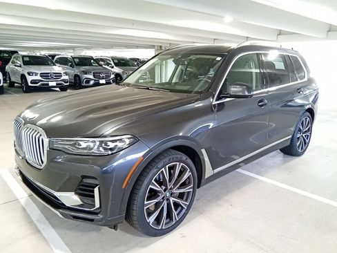Used 2021 BMW X7 xDrive40i w/ Premium Package AWD/4WD image 1