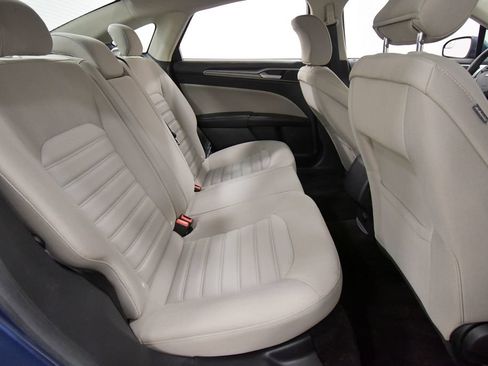 Used 2018 Ford Fusion S FWD image 16
