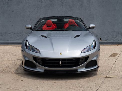 Used 2022 Ferrari Portofino M RWD image 6