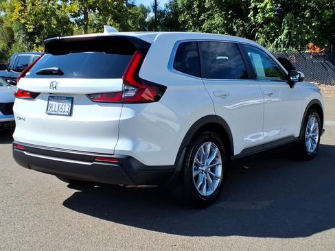 Used 2024 Honda CR-V EX image 4