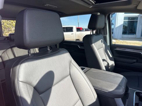 Used 2024 Chevrolet Silverado 2500 LTZ w/ LTZ Plus Package image 28