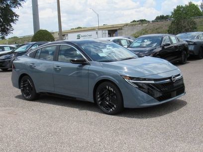 New 2026 Nissan Sentra SR w/ Floor Mat Package