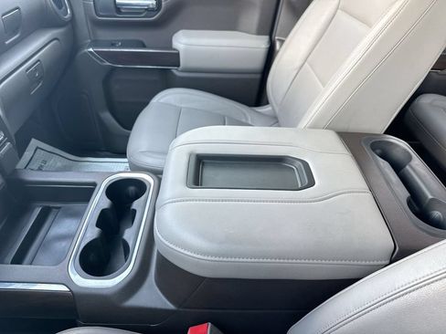 Used 2020 GMC Sierra 1500 SLT w/ SLT Premium Package AWD/4WD image 17