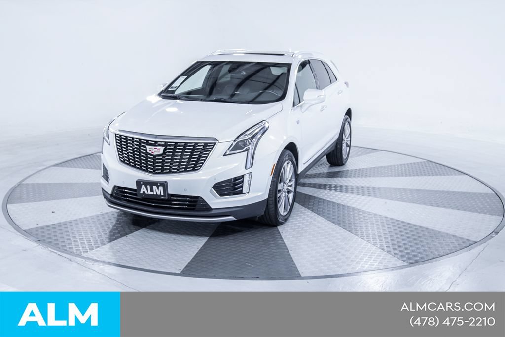 Used 2024 Cadillac XT5 Premium Luxury AWD/4WD image 2
