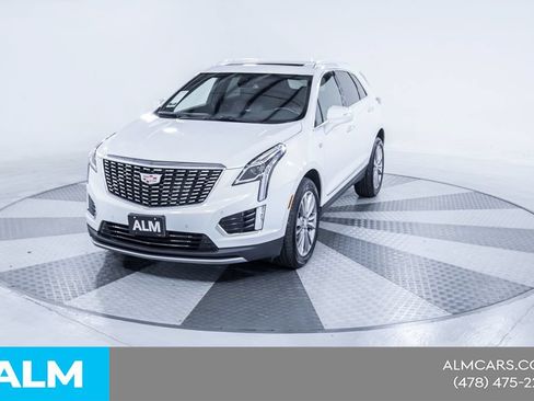 Used 2024 Cadillac XT5 Premium Luxury AWD/4WD image 2
