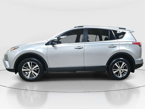 Certified 2018 Toyota RAV4 XLE image 8