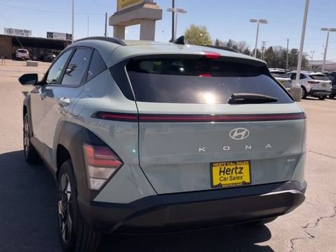 Used 2024 Hyundai Kona SEL AWD/4WD image 8