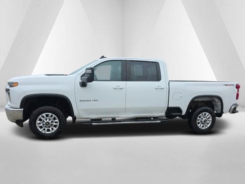 Used 2023 Chevrolet Silverado 2500 LT image 8