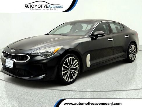 Used 2018 Kia Stinger Premium AWD/4WD image 1