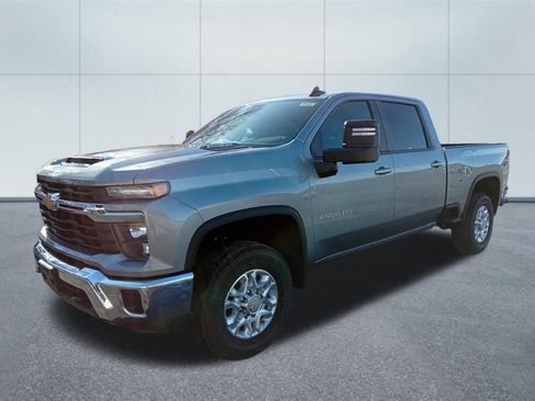 Used 2026 Chevrolet Silverado 2500 LT image 1