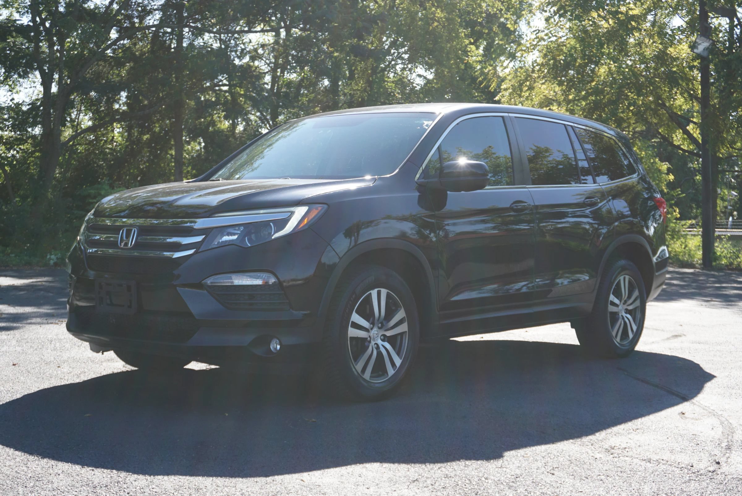 Used 2016 Honda Pilot EX image 1