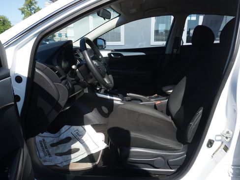 Used 2019 Nissan Sentra S FWD image 13