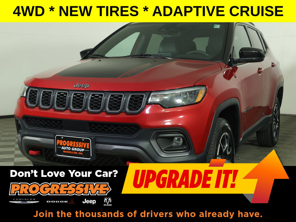 Used 2025 Jeep Compass Trailhawk AWD/4WD image 1