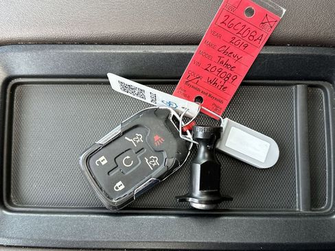 Used 2019 Chevrolet Tahoe LT image 23