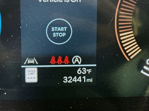 Used 2025 Hyundai Tucson SEL image 19