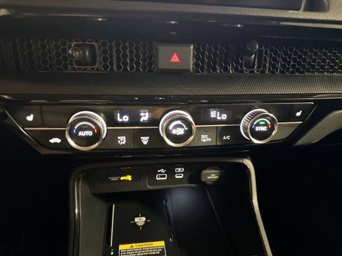 Used 2024 Honda CR-V EX-L image 23