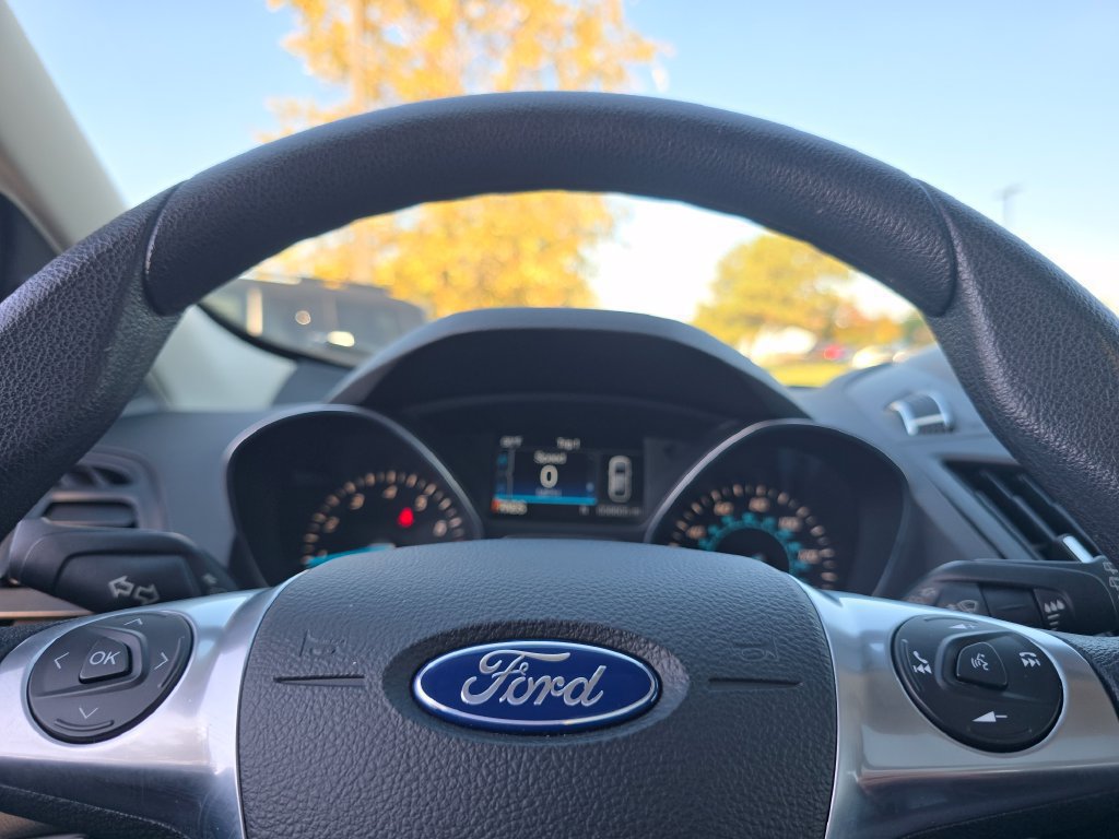 Used 2016 Ford Escape SE w/ Equipment Group 201A AWD/4WD image 18