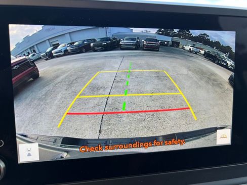 Used 2025 Toyota Tacoma SR5 image 22