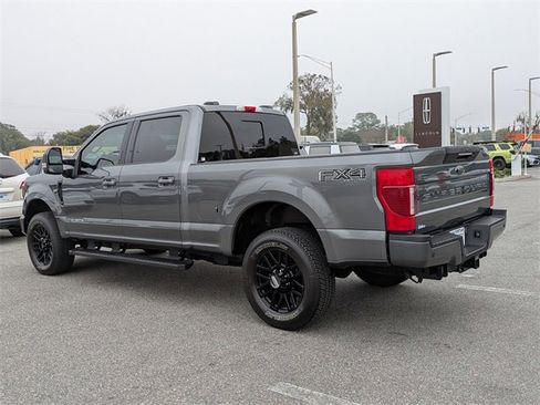 Certified 2022 Ford F250 Lariat w/ Black Appearance Package image 6