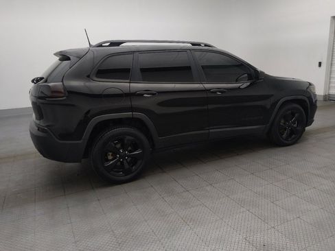 Used 2019 Jeep Cherokee Latitude Plus image 10