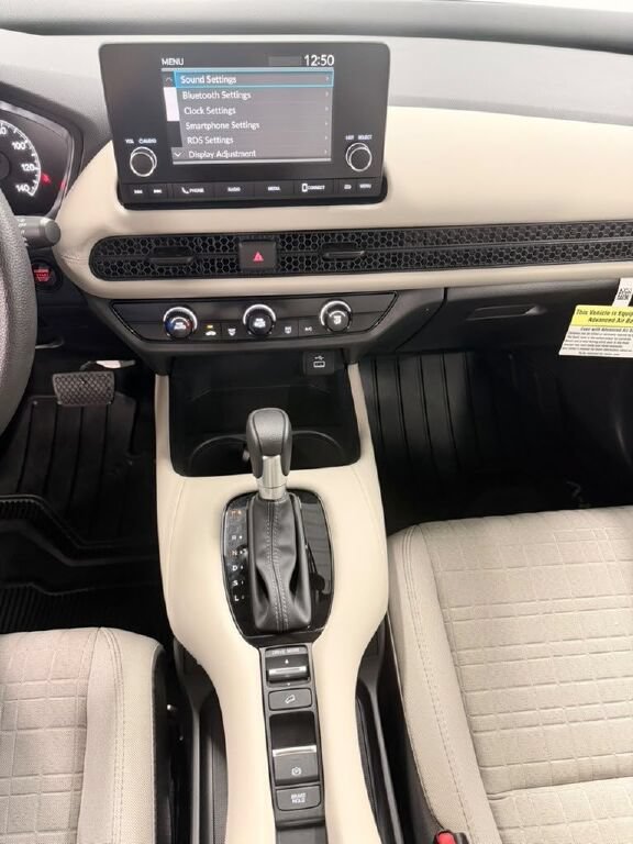 Certified 2025 Honda HR-V LX image 27