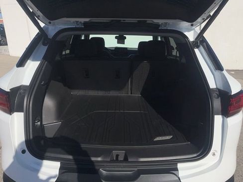 New 2026 Chevrolet Blazer LT w/ Convenience Package FWD image 12