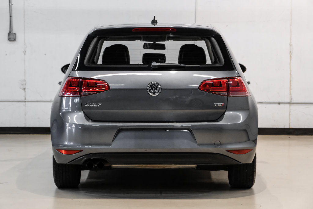 Used 2015 Volkswagen Golf S FWD image 9