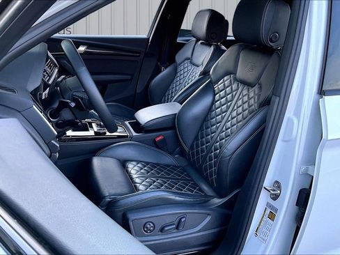 Used 2023 Audi SQ5 Premium Plus w/ Premium Plus Package AWD/4WD image 21