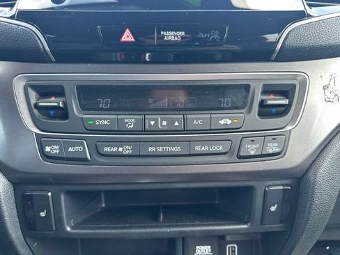 Used 2022 Honda Pilot Special Edition image 37