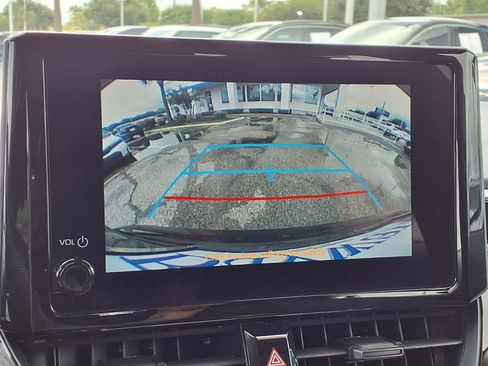 Used 2024 Toyota Corolla LE FWD image 4