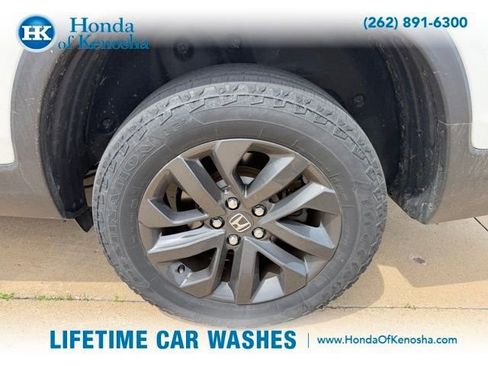 Used 2023 Honda Ridgeline Sport image 3